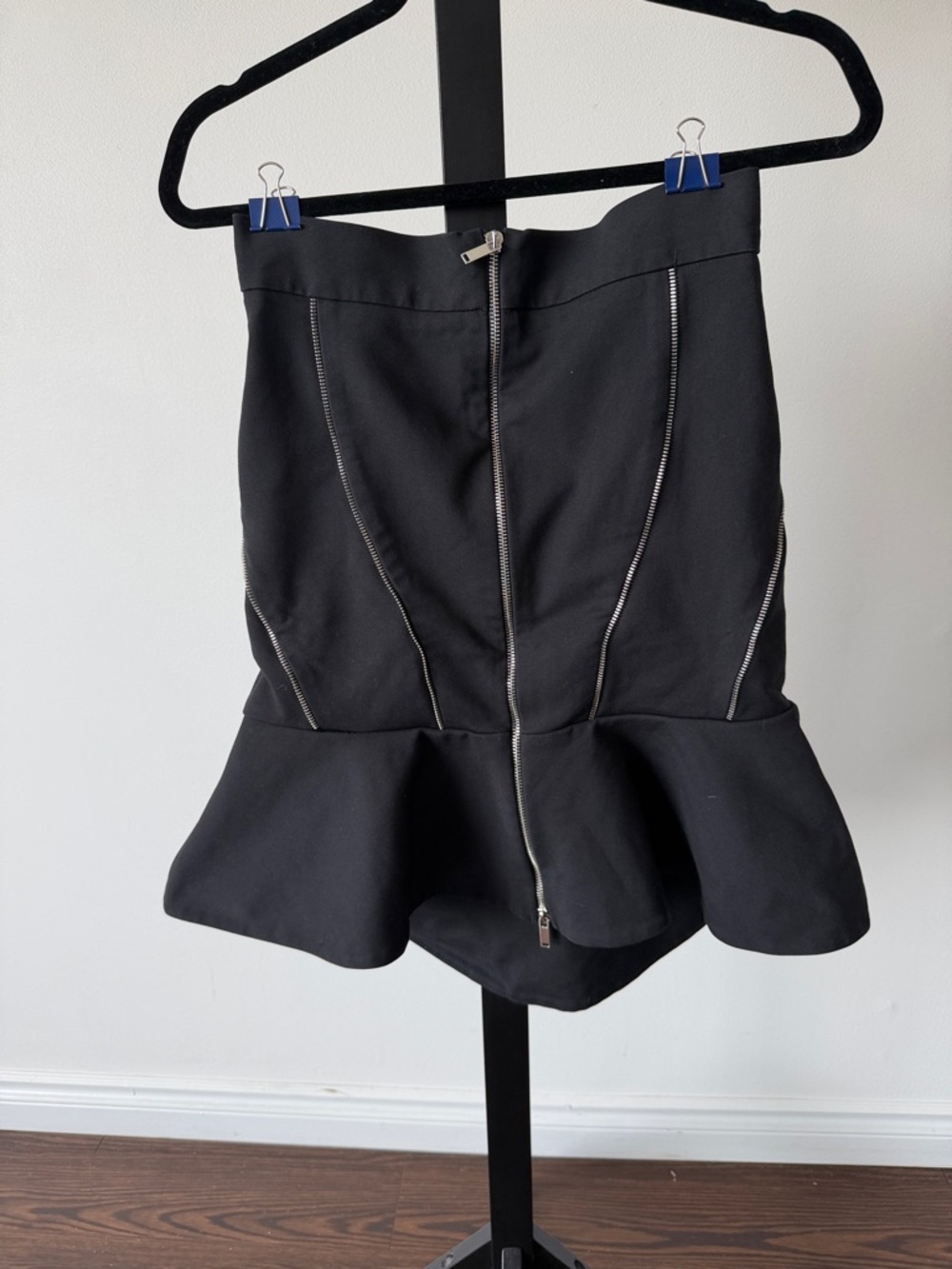 Zara Black Peplum Zip-Front Skort